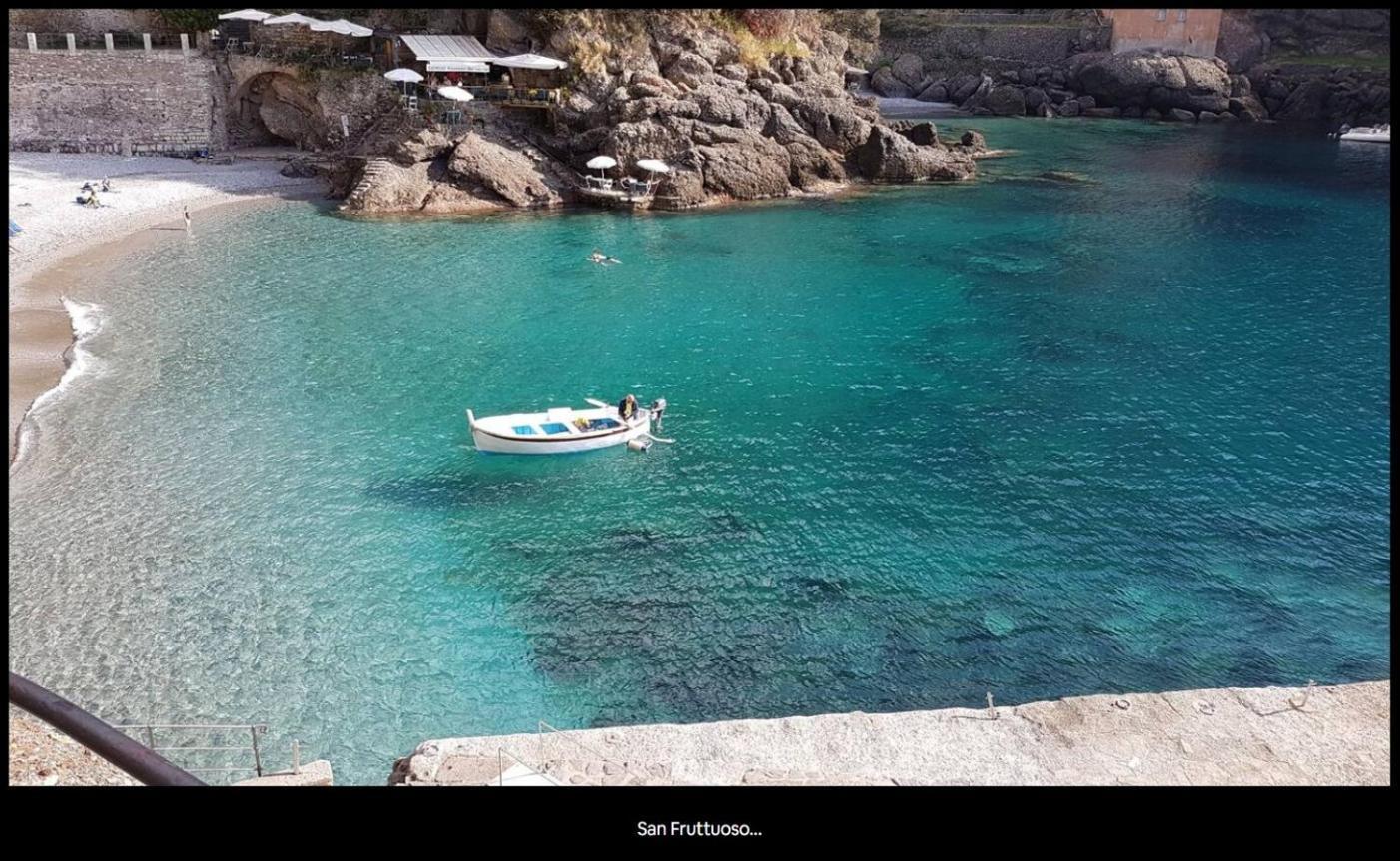ホテル Acquamarina ジェノヴァ エクステリア 写真